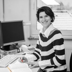 Christine Schneider, Steuerfachangestellte