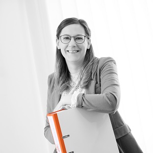 Jeniffer Jandke, Steuerfachangestellte